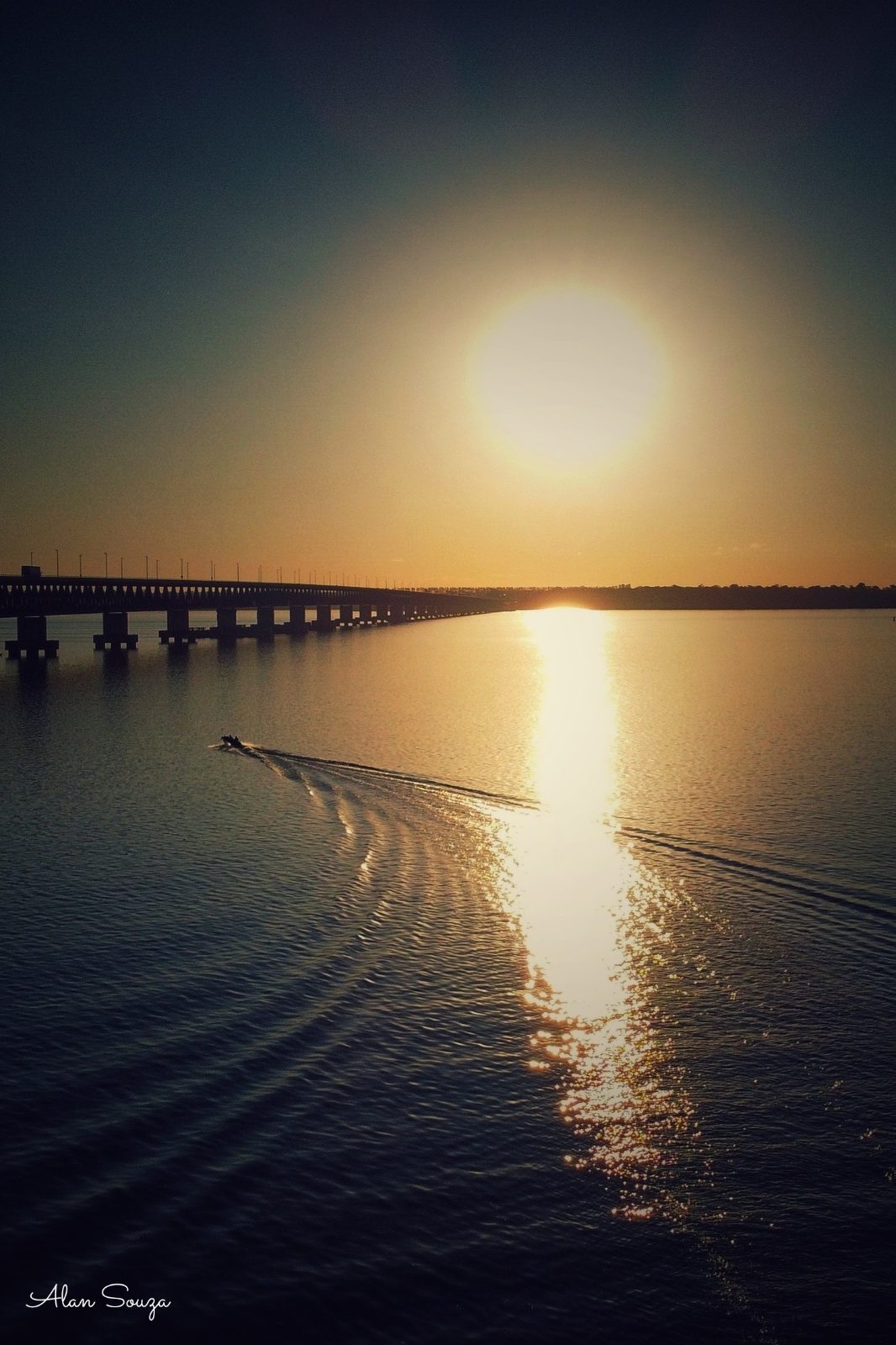 Ponte Rodoferroviária sobre o Rio Paraná