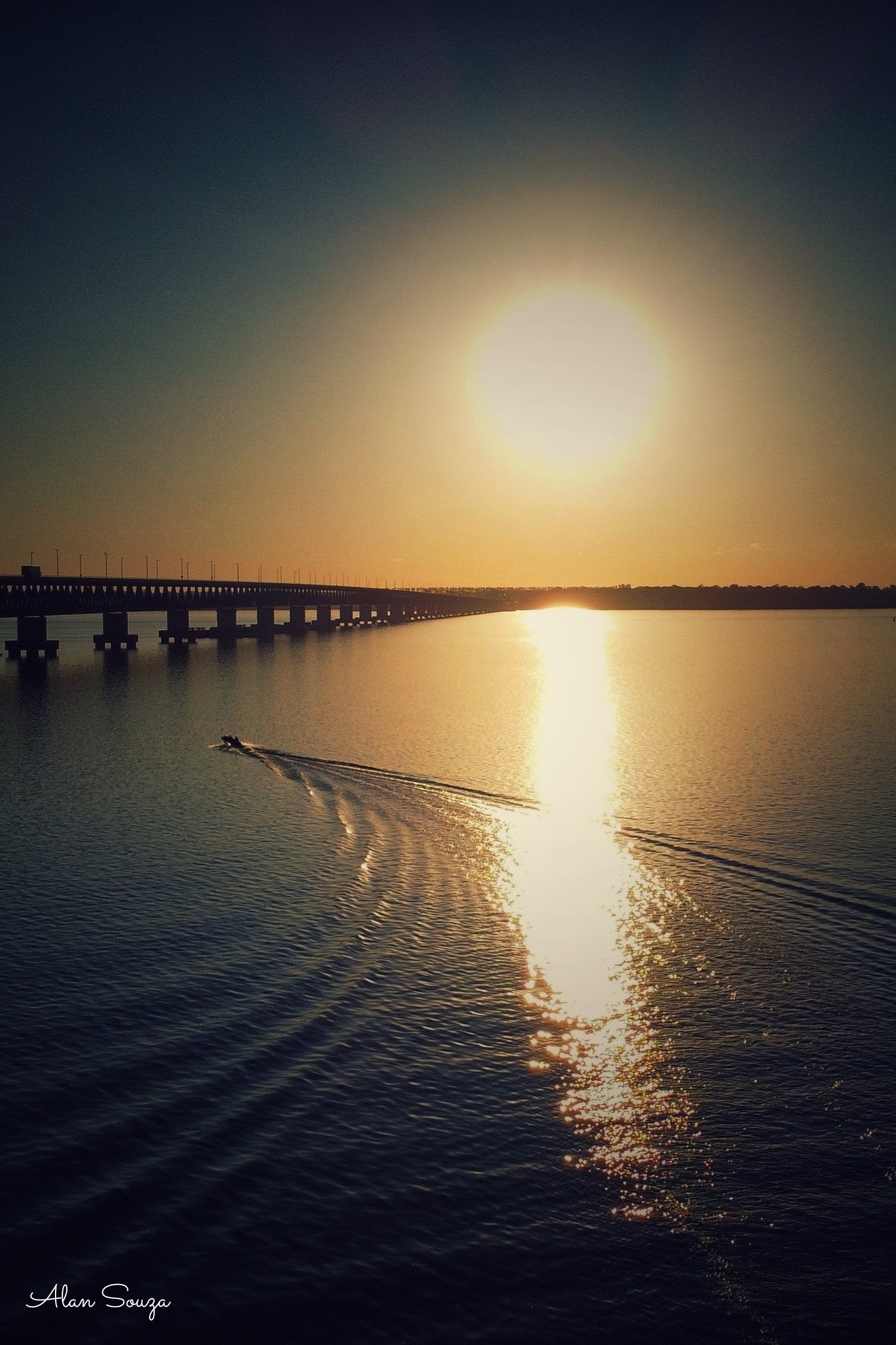 Ponte Rodoferroviária sobre o Rio Paraná